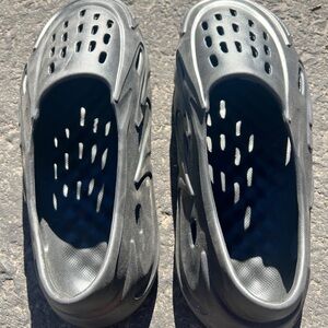 Black Foam Slip-On Clogs